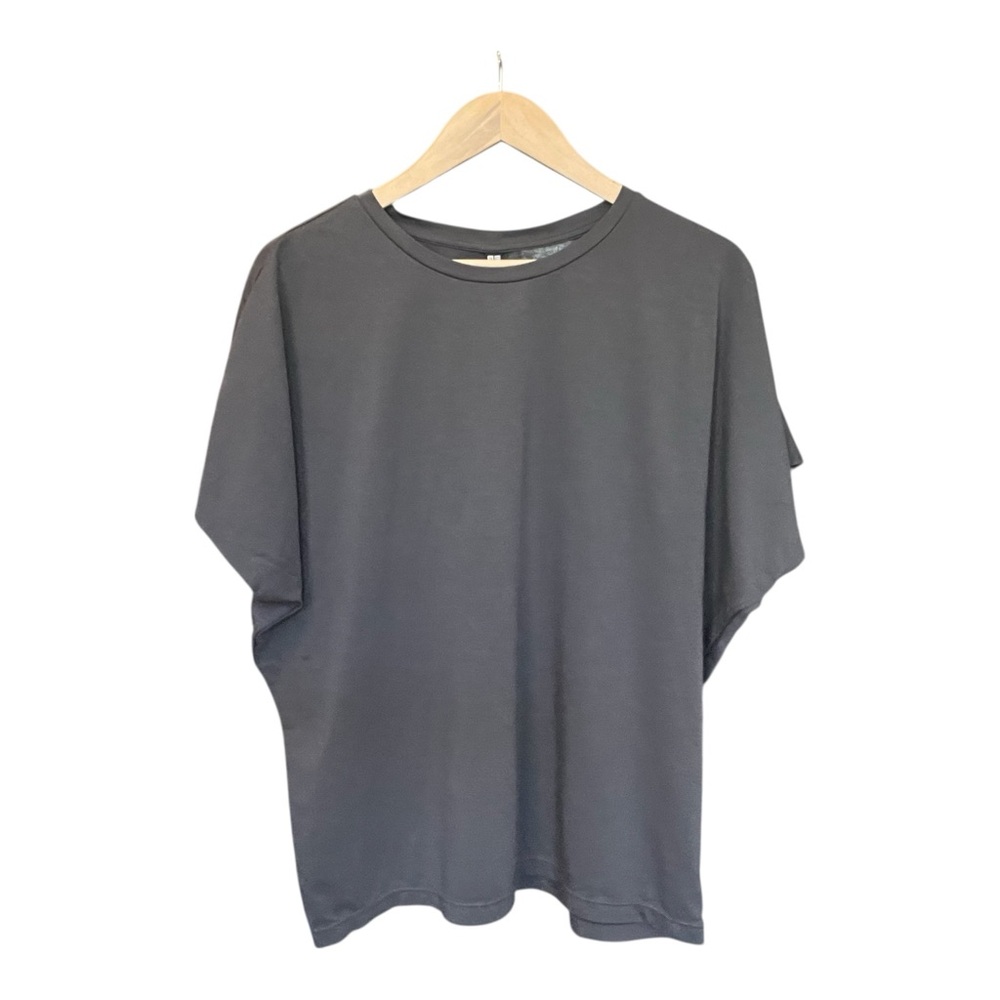 Uniqlo Airism Charcoal Gray Dolman Sleeve Tee - Size L